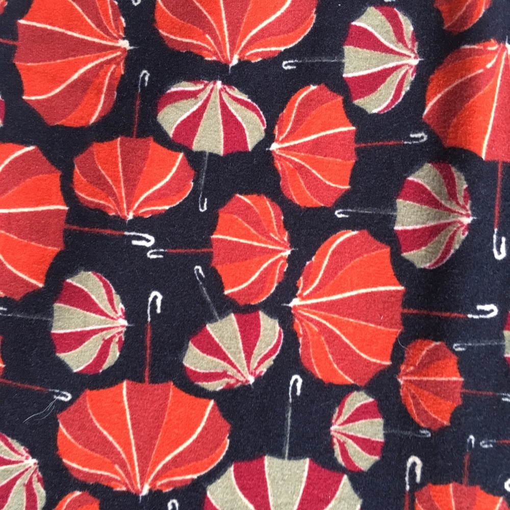 BN LuLaRoe Umbrella Leggings *April Showers*